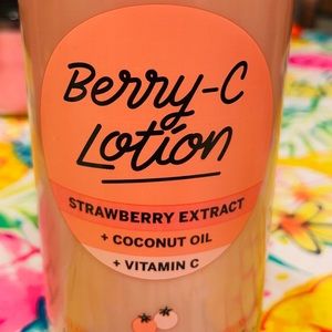 Victoria’s Secret PINK body lotion